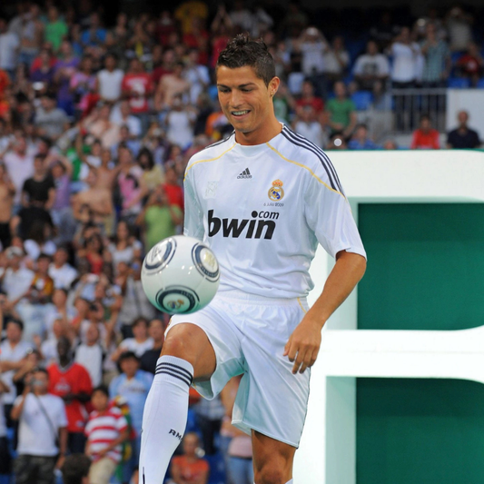Camisa Retrô Real Madrid 2009/10 Home - Ronaldo Nº9