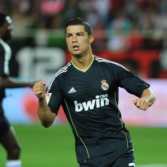 Camisa Retrô Real Madrid 2010/11 Away - Ronaldo Nº7