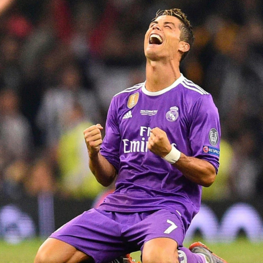 Camisa Retrô Real Madrid 2016/17 Away - Ronaldo Nº7