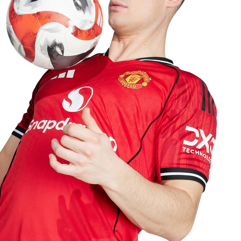 Camisa Manchester United JOGADOR 2025/26 Home