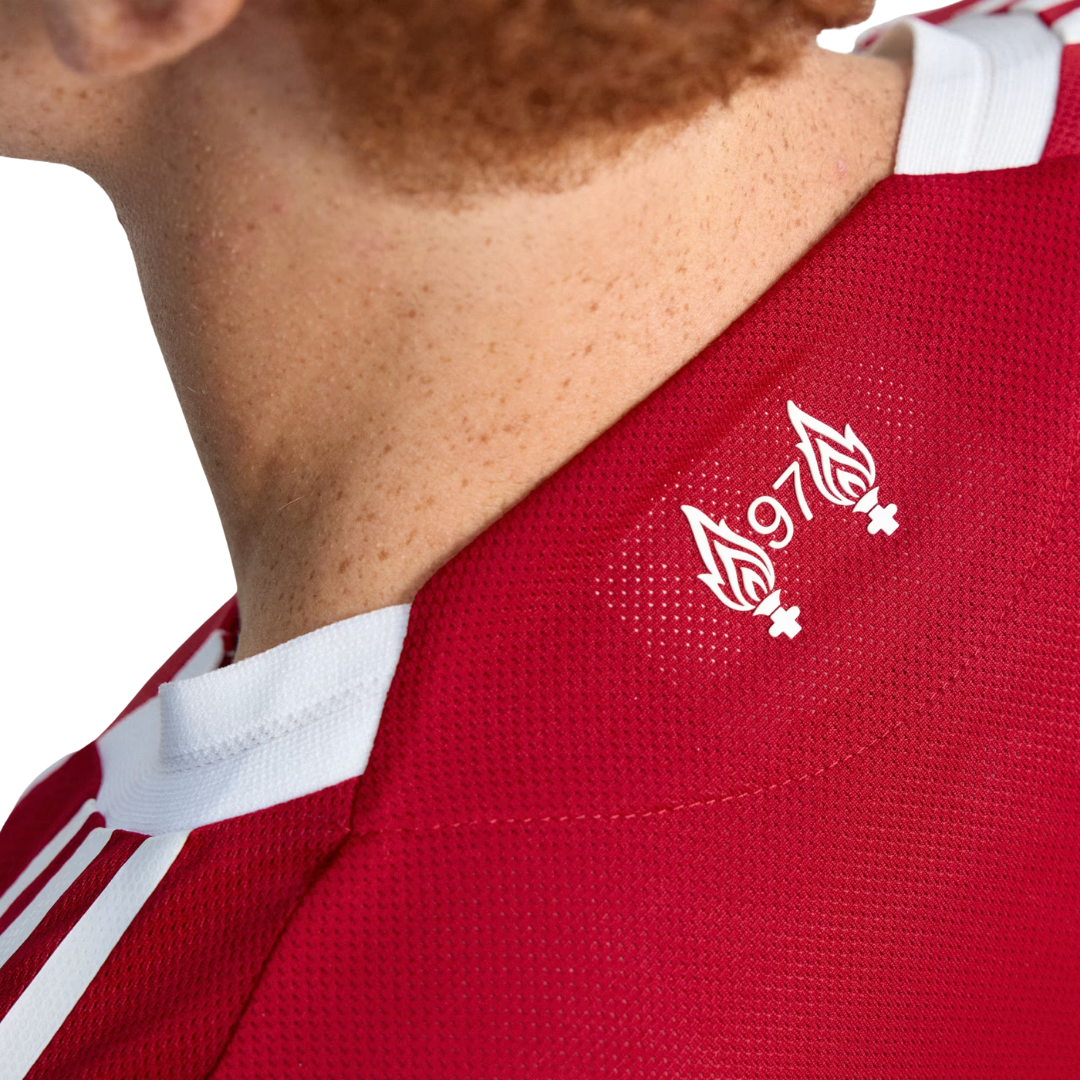 Camisa Liverpool JOGADOR 2025/26 Home