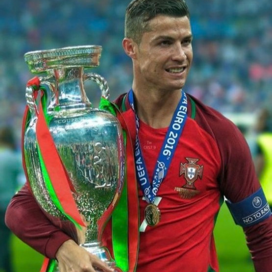 Camisa Retrô Portugal 2016/17 Home - Ronaldo Nº7
